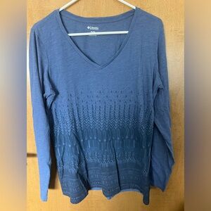 Columbia long sleeve v neck